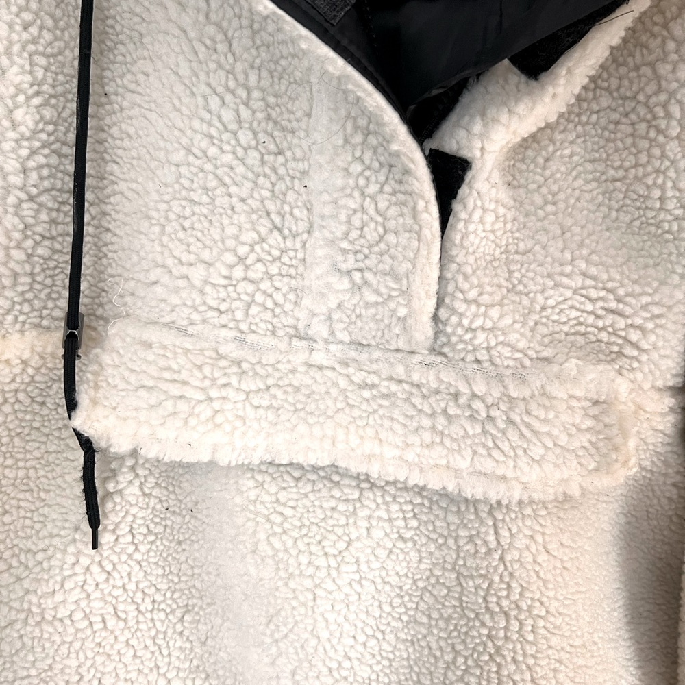 Missguided Sherpa Pullover Jacket!! - image 3